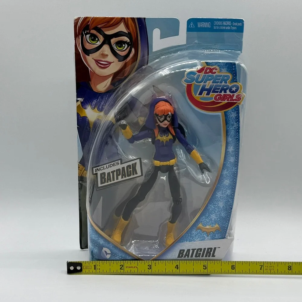 DC Super Hero Girls Batgirl Action Figure Mattel DMM32 Includes Batpack New